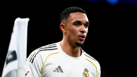 张小楠亚冬会单板滑雪女子坡面障碍技巧赛夺冠